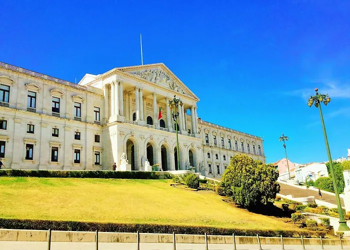 Lisbon Dreams Estrela Top Suites